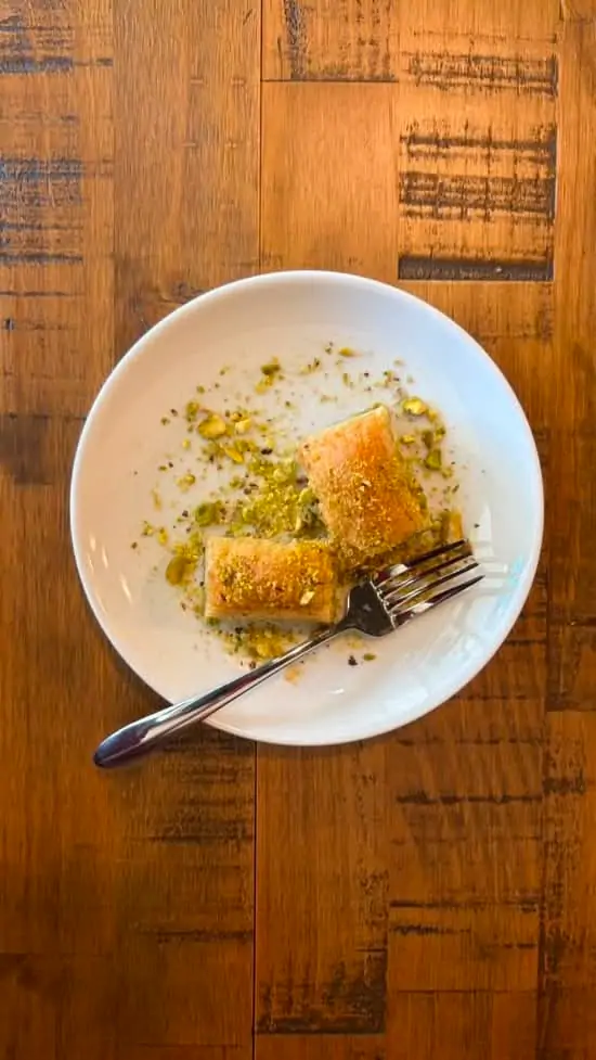 Baklava (2 pcs)