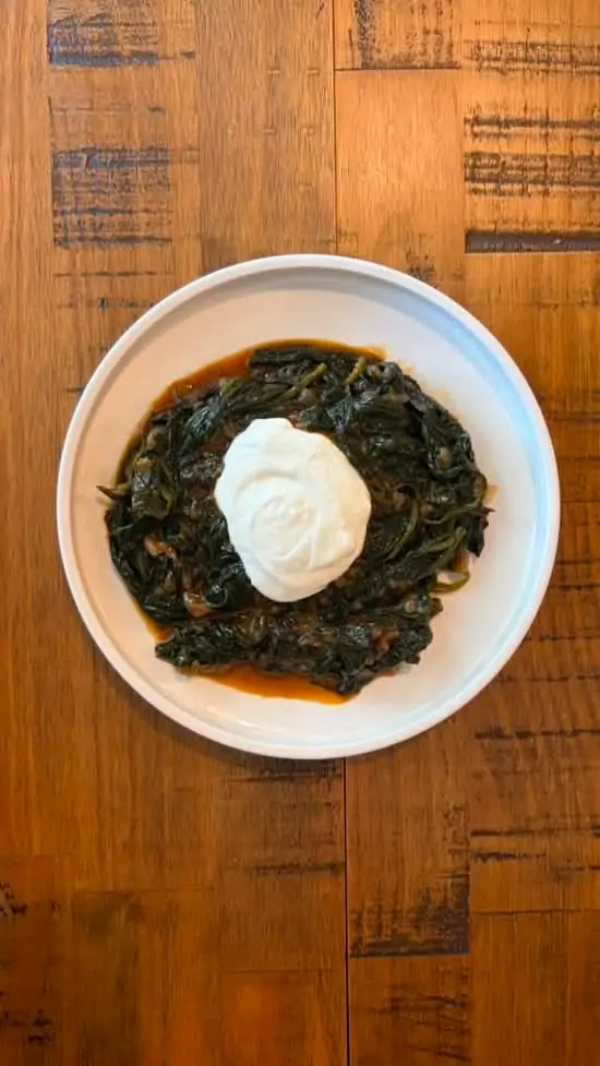 Ispanak Tarator (Spinach Tarator)